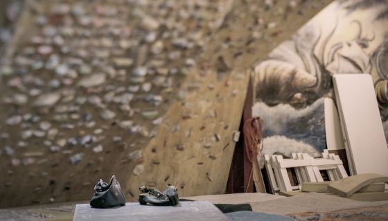 Training wall with arty defocus effect