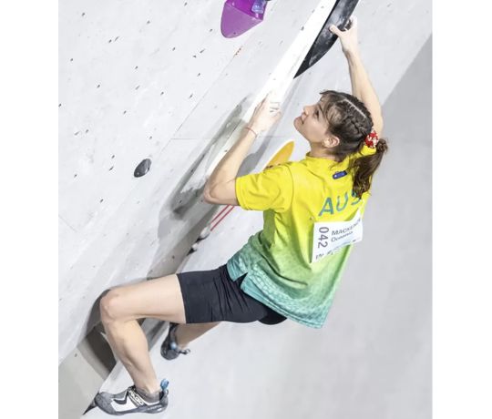 Australian competition boulder on boulder problem